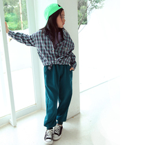 Girls plaid shirt 2021 spring and autumn new Zhongda childrens Korean version of casual literary thin jacket loose shirt