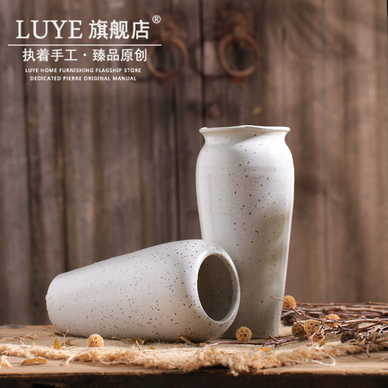 luye�ִ���Լ��ɫ��ƿ�ڼ�