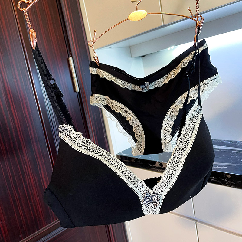 Clear 21 lingerie suit brief freshener Modale deep V no steel ring female lingerie smooth and breathable thin cotton good to wear