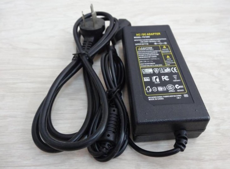 Đầu đĩa âm thanh trên ô tô CD Nguồn điện gia dụng được sửa đổi Nguồn điện từ hộ gia đình từ 220 đến 12V 5A Nguồn điện đầy đủ - Âm thanh xe hơi / Xe điện tử loa sub oto