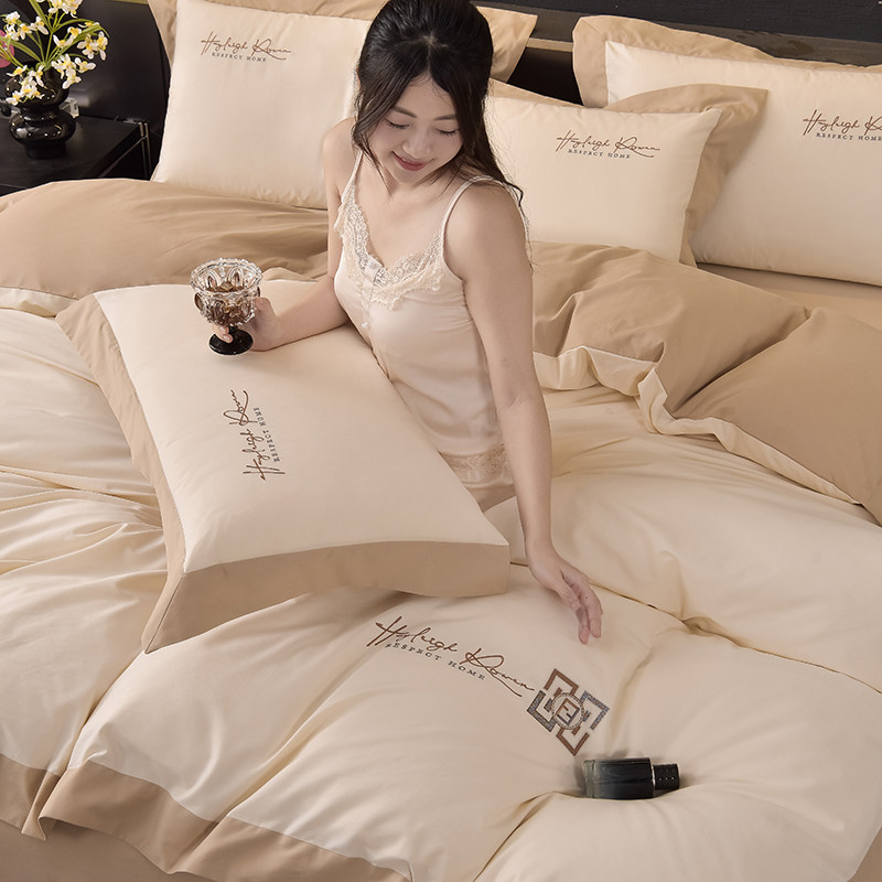 New All-Cotton Brushed Four-Piece Set, Pure Cotton Autumn and Winter Thickened Duvet Cover, 2025 Light Luxury High-End Bedding Set