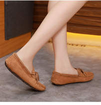 Trendy beanie shoes womens 2019 new Korean version all-match one-foot slip-on shoes large size casual flat womens single shoes leather