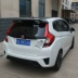 Đuôi phù hợp đặc biệt cho 14-18 Xinfei sửa đổi đuôi Honda Fit đuôi miễn phí với đuôi RS nhẹ