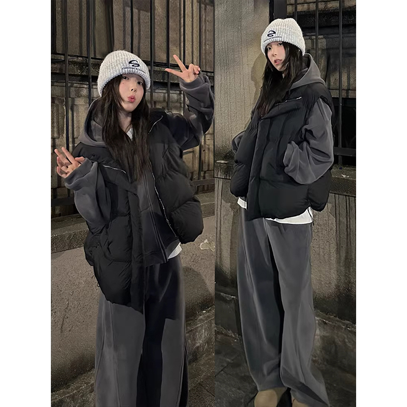 2026 Autumn/Winter Fleece Casual Sports Suit for Women, Korean Style Vest Layered Wear, Warm and High-End Three-Piece Set