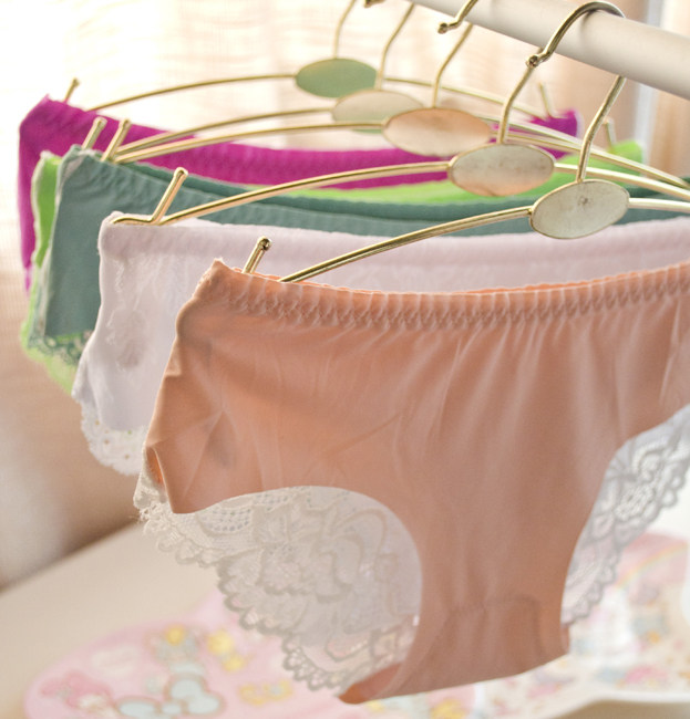 Slip jeunesse en soie Ice - Ref 669134 Image 18