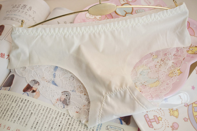 Slip jeunesse en soie Ice - Ref 669134 Image 42