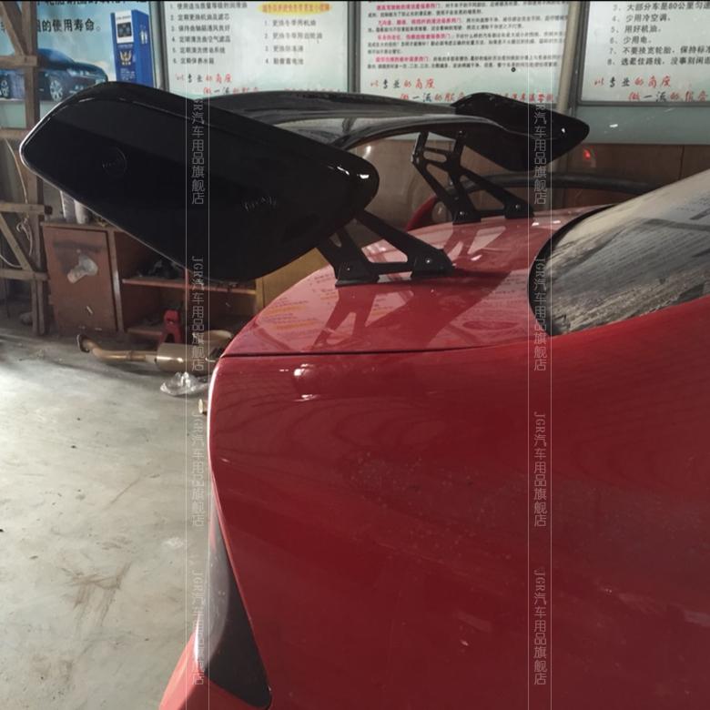 Xe vạn năng đuôi xe hatchback phổ quát kéo gió đuôi xe sửa đổi đuôi đặc biệt kéo đuôi gió chổi lau rửa xe ô tô
