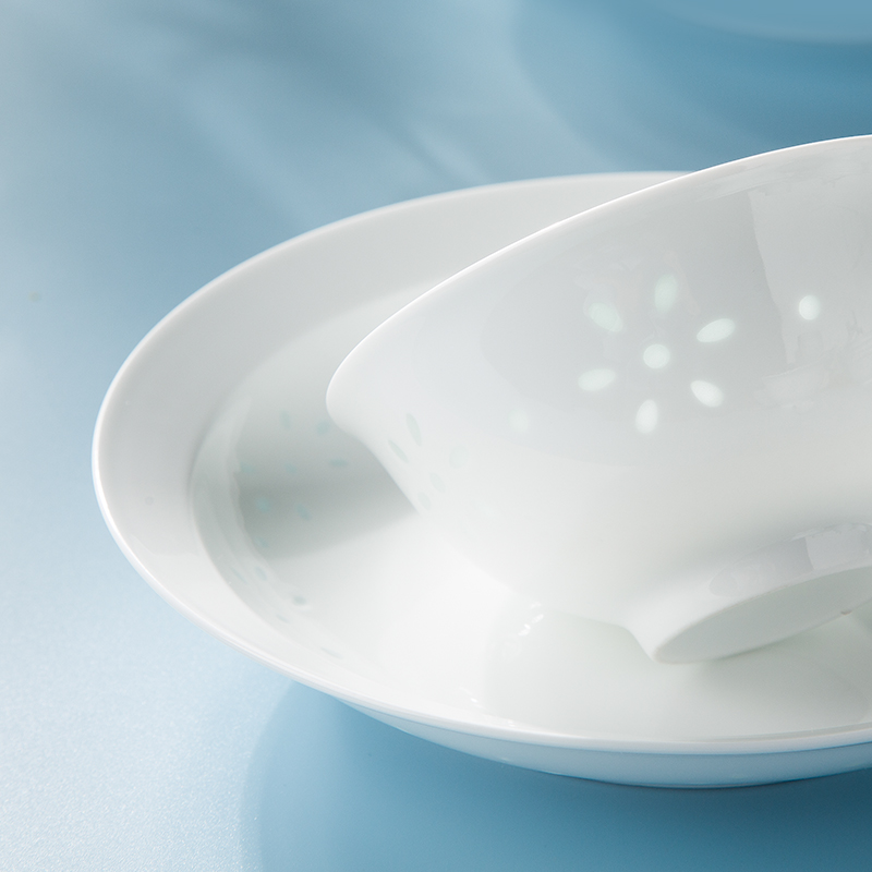 Jingdezhen household of Chinese style household combination suit white porcelain tableware and exquisite porcelain dishes bulk, microwave sterilization
