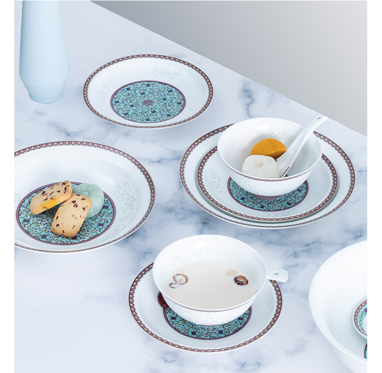The dishes suit in The The qing dynasty royal with 28 head on colored enamel porcelain glaze and exquisite tableware suit grilled light bright green flowers