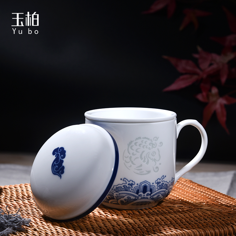 Jade cypress jingdezhen linglong cup with cover belt filter tea cups separation ceramic office cup single men and women