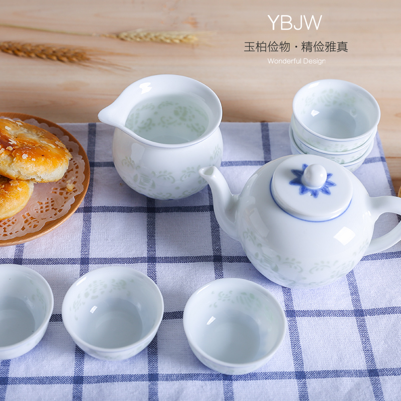 Blue and white and exquisite jade cypress Chinese creative fair with contracted simple but elegant glass teapot teacup sample tea cup of a complete set of white porcelain