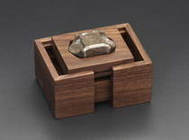 The old money Zhuang Shan single-piece packed Yunnan platoon and silver ingots box