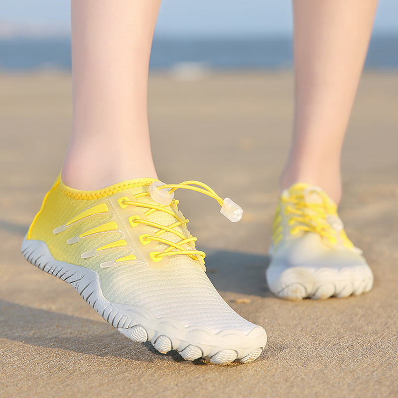 Outdoor Baotou backtracking wading shoes men's soft bottom non-slip five-finger shoes fitness treadmill shoes men's and women's diving beach shoes