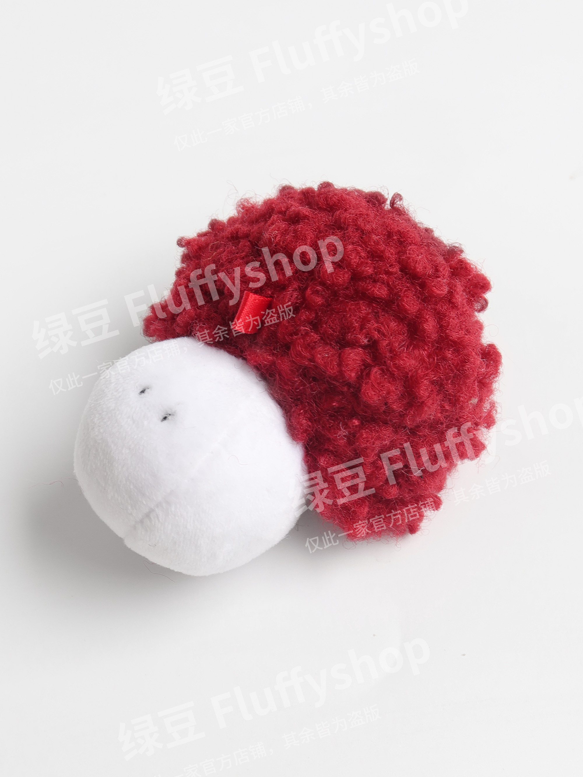 LUDO Bald Fruits Lychee Plush Keychain detail image