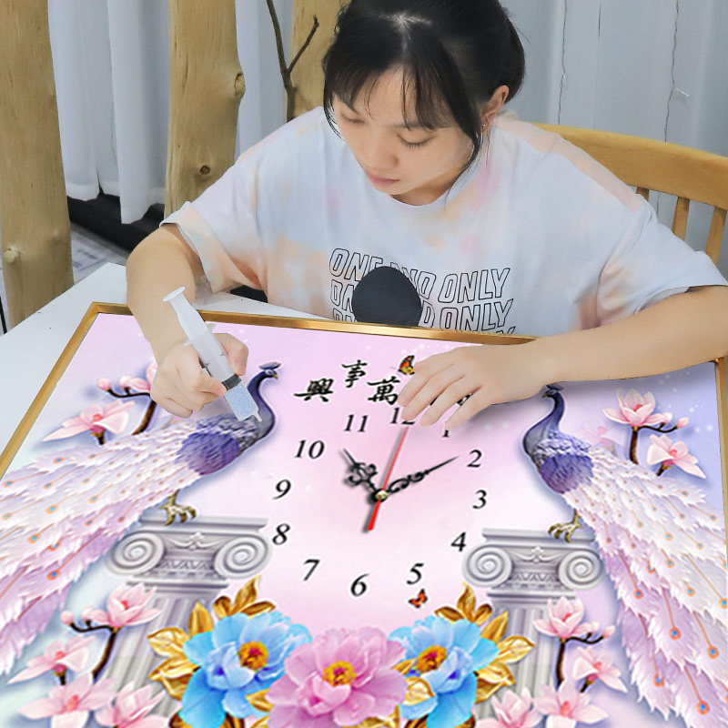 2022 new 5d diamond painting cross-stitch home and Wanshixing living room clock drill clock clock 2023 masonry