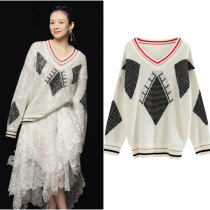 Zhang Ziyi star with the same model 21 Spring and Autumn new color match hot diamond knitted V collar pullover loose sweater female tide Joker