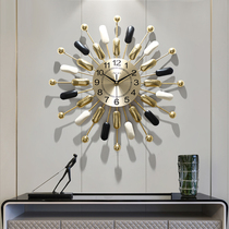 Watch living room creative modern simple light luxury clock personality atmosphere home fashion decorative art Nordic wall clock