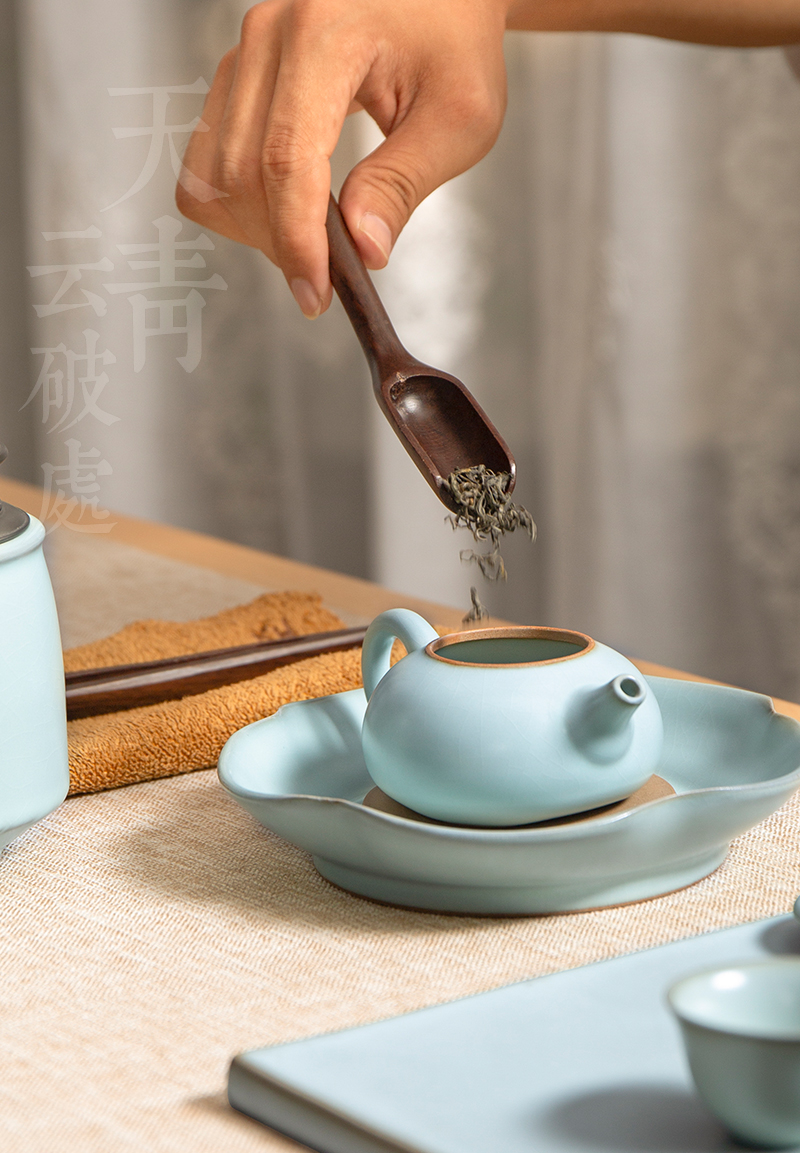 Beautiful home ceramic tea set a complete set of kung fu tea set your up tea cup lid bowl gift boxes