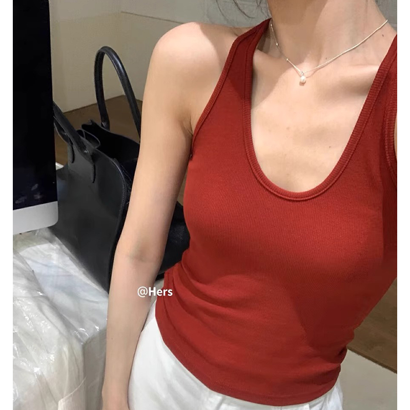 Red Camisole with Chest Pads for Women 2026 New Summer Style, Can Be Worn as an Inner Layer or Outerwear, Integrated Bra, Sleeveless Halter Top Red Camisole with Chest Pads for Women 2026 New Summer Style, Can Be Worn as an Inner Layer or Outerwear, Integrated Bra, Sleeveless Halter Top