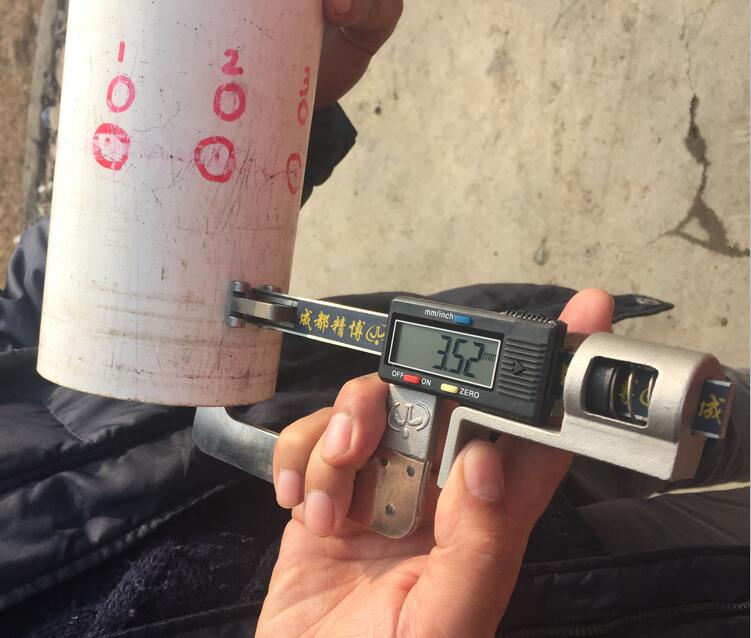 Wall thickness continuous measuring scale (patented product)