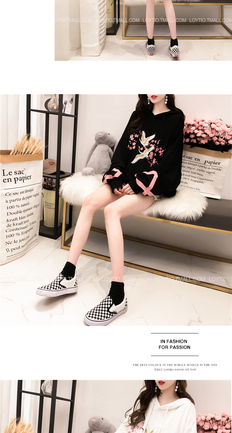 Sweatshirt femme LOYTIO    - Ref 3217102 Image 27