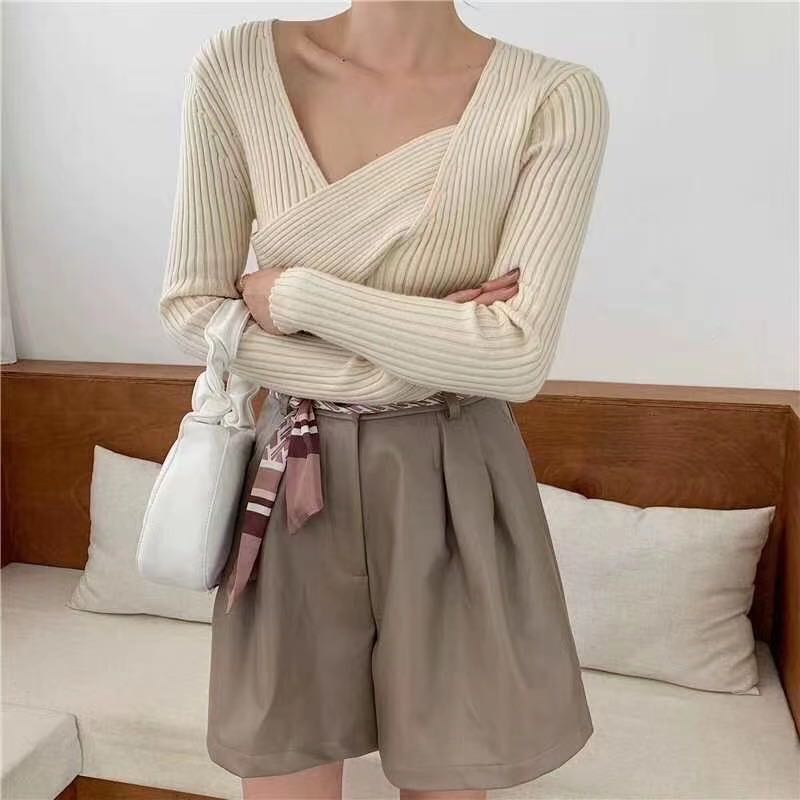 Design sense of design: Women's autumn and winter long sleeve slim fit with sweater