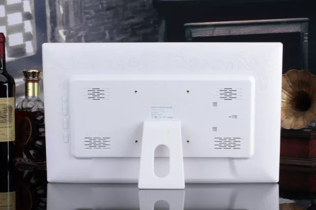 Ưu đãi đặc biệt Màn hình LED HD 17 inch / 19 inch / 22 inch có thể treo tường sử dụng khung ảnh kỹ thuật số / máy quảng cáo khung ảnh điện tử tinhte