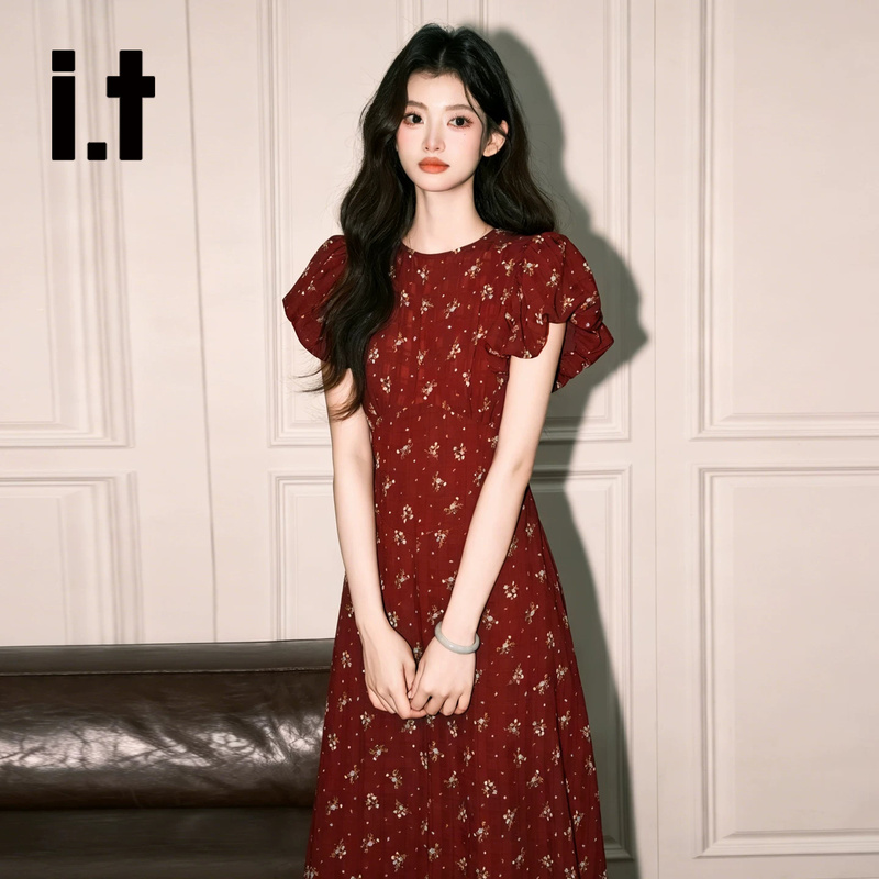 It:Chocoolate Holiday Style Floral Puff Sleeve Dress for Women, Retro Red A-Line Waist-Cinching Beautiful Long Dress It:Chocoolate Holiday Style Floral Puff Sleeve Dress for Women, Retro Red A-Line Waist-Cinching Beautiful Long Dress