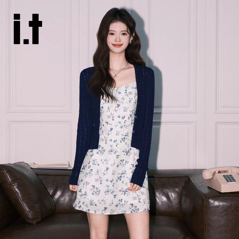 It:Chocoolate Korean-Style Navy Blue Knitted Cardigan Women's Floral Suspender Dress Spring Vacation Set It:Chocoolate Korean-Style Navy Blue Knitted Cardigan Women's Floral Suspender Dress Spring Vacation Set