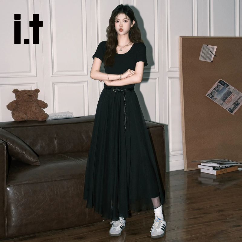 It:Chocoolate Hepburn-Style Black U-Neck Short-Sleeved Dress, Feminine Waist-Cinching A-Line Mesh Long Skirt It:Chocoolate Hepburn-Style Black U-Neck Short-Sleeved Dress, Feminine Waist-Cinching A-Line Mesh Long Skirt