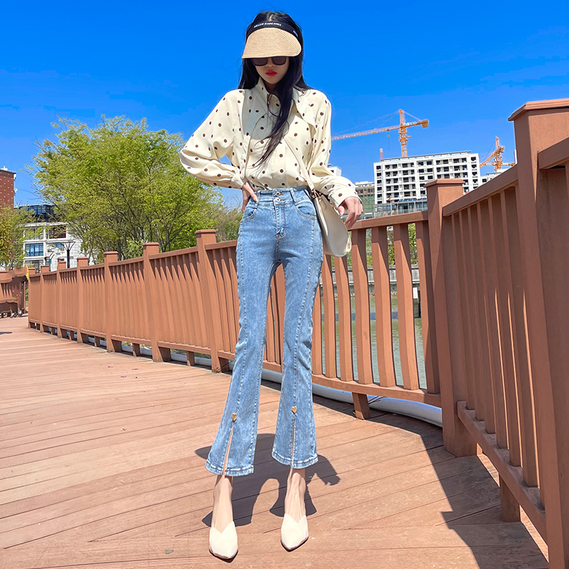 Trumpeter pants woman high waist display slim 2022 Summer new light blue open fork 90% small sub microlao jeans