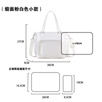 Маленькая атласная белая модель