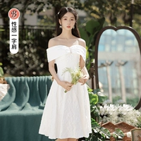 Белый, длинный, средней длины