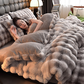 Winter Thickened Rabbit Fur Four-Piece Set, Stain-Resistant Gray-White Milk Velvet Duvet Cover, Double-Sided Velvet French Velvet Bed Sheet and Fitted Sheet Style