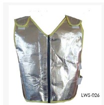 Imported heat insulation clothing heat insulation vest flame retardant protection high temperature fireproof and heat insulation aluminized fabric
