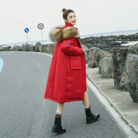 Áo khoác cotton nữ mùa đông áo khoác lông dài đoạn qua đầu gối 2018 mới Dongdaemun lỏng in áo khoác cotton đỏ - Bông áo phao dài nữ