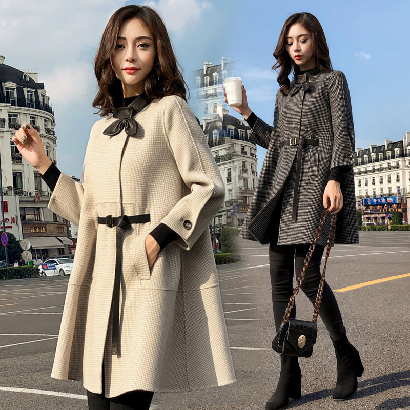 The autumn clothes in the style of the wind clothes pop up, the women's 2020 new niko loose little pluss, and the little subs.