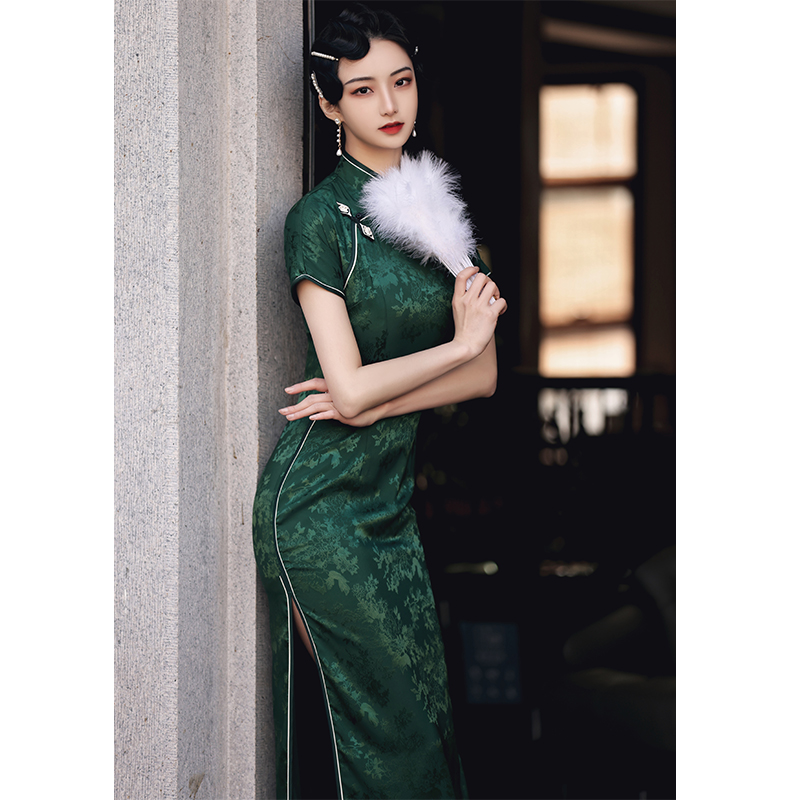 Retro spring summer long fitted cheongsam, elegant dress, 2021 years Retro spring summer long fitted cheongsam, elegant dress, 2021 years