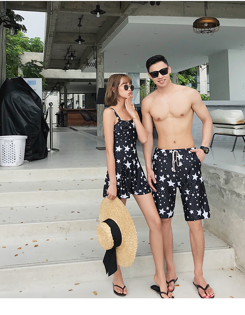 Cặp đôi đồ bơi nữ Xiêm váy bảo thủ che bụng Sinh viên Hàn Quốc mùa xuân nóng bỏng áo tắm đi biển bên bờ biển quần bơi nam - Vài đồ bơi set đồ đôi đi biển