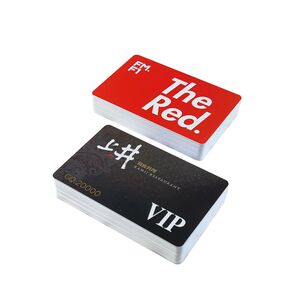 彩色会员卡一张+1包维达抽纸