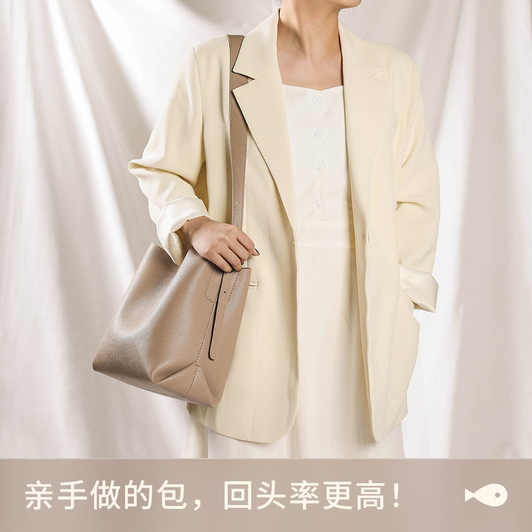 蠢小鱼DIY手工编织包 真牛皮水桶托特单肩包 大容量日韩风格女包 手提斜挎撞色编织包包 - Thumbnail 3