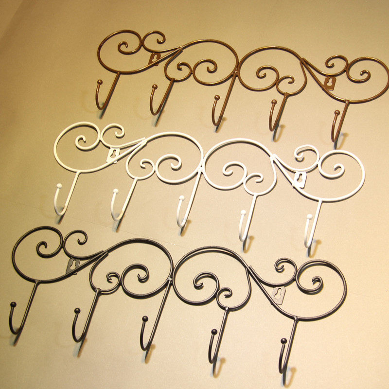 Multi-functional hook on the wall hanging door hook after the hook clothing store ancient iron frame interlocking between the clothes