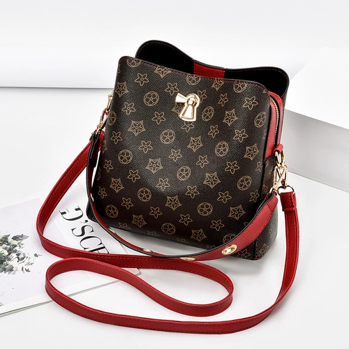 Универсальная сумка через плечо, модная небольшая сумка, коллекция 2023, популярно в интернете