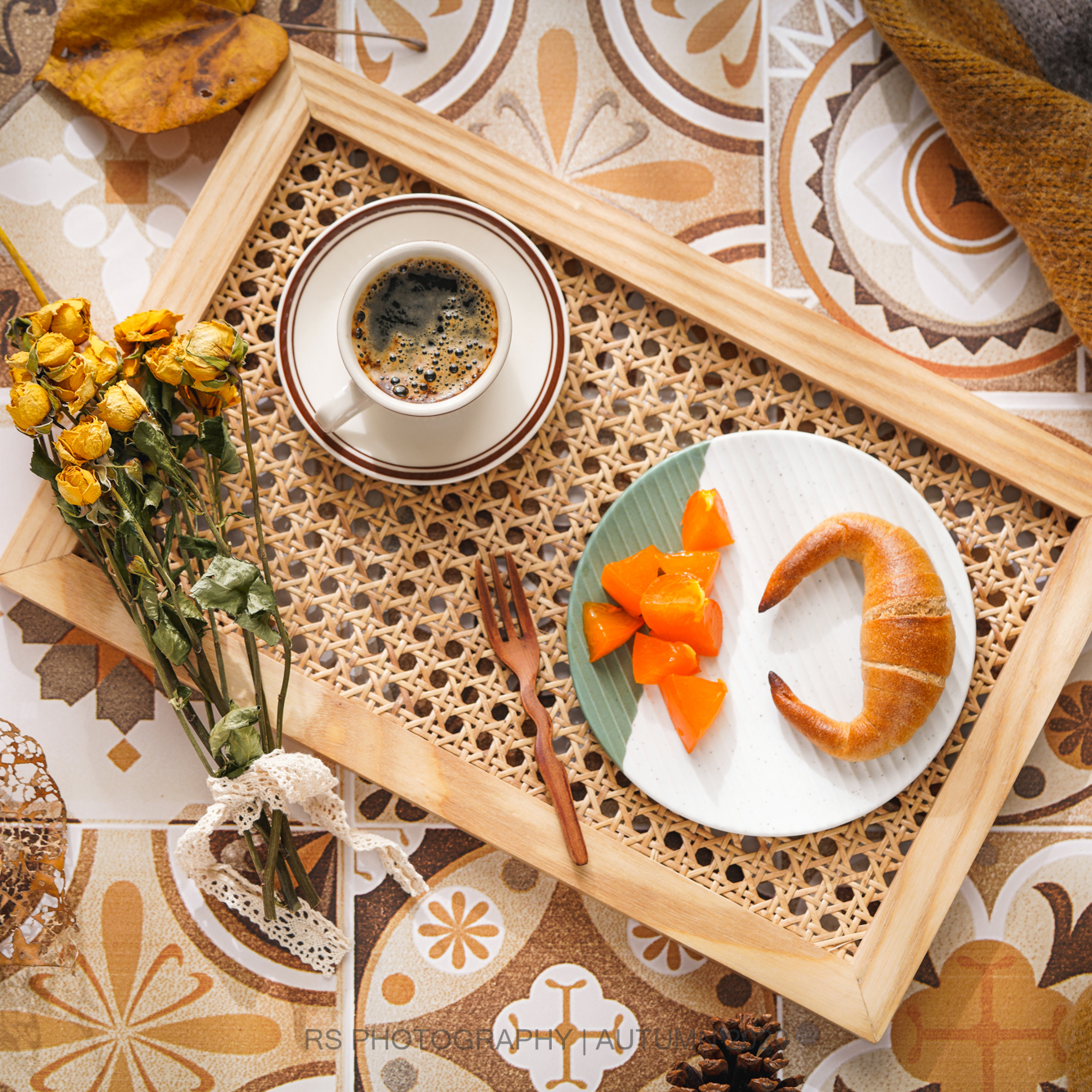 Day Style Food Pantry Rattan made of solid wood Home Tea Cup Refreshment Refreshment tray Decorative Pendulum and Photographed Props