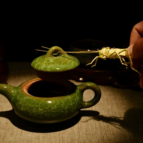 Чистая медная трава чай PET Pure Медные листья дерева и кузнечик чай набор