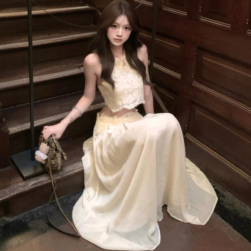 Louvre Fantasy Summer New Collection French Heavy Craftsmanship High-End Exquisite Lace Top + Midi Skirt Two-Piece Set