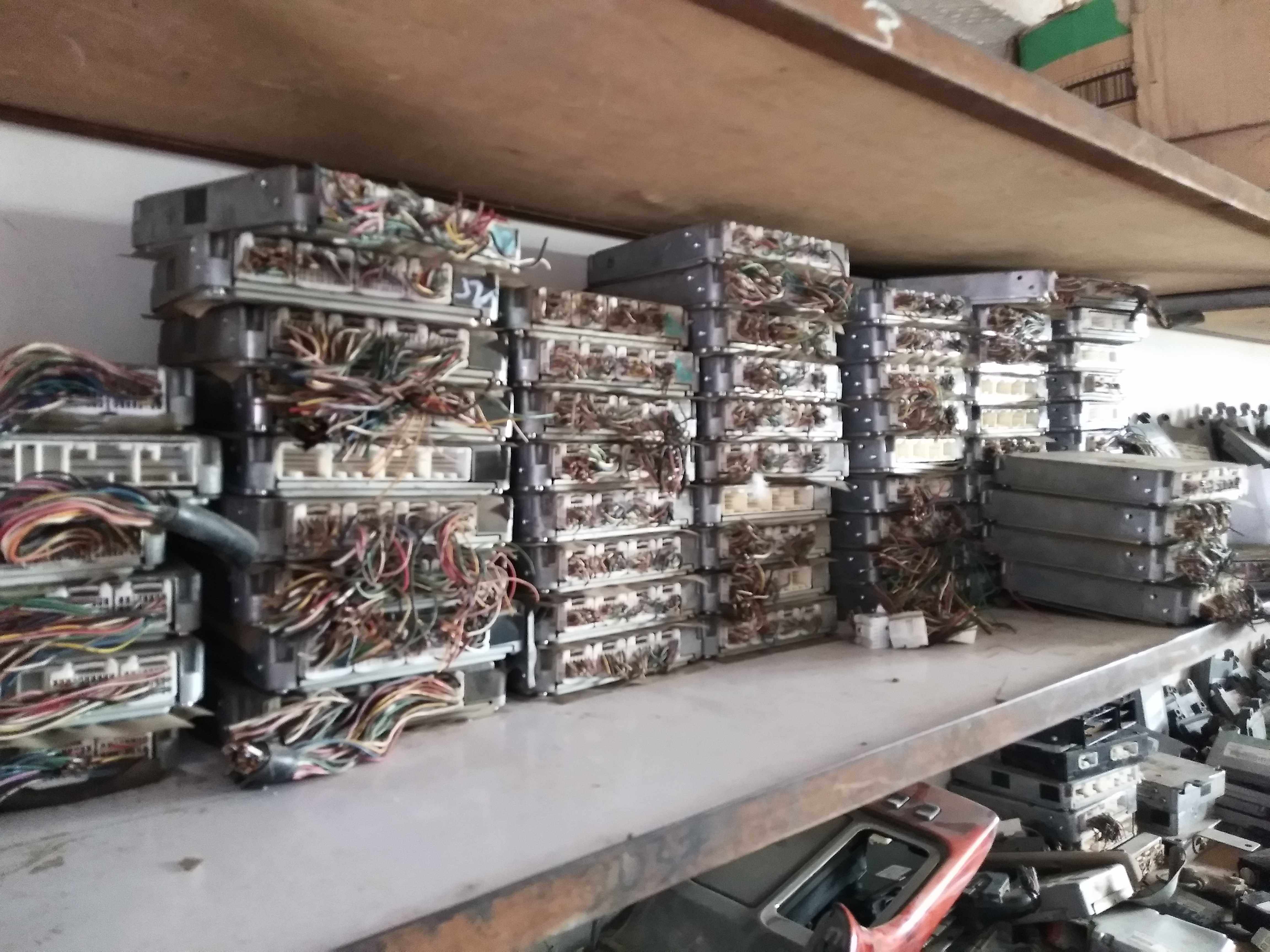 The flower crowned with a gallop Toyota89666-02280 89661-02M7002K0002F3002M50