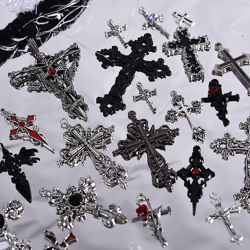 DIY Nail Art Materials: Crow Heart Cross with Rhinestones, 2025 New Vintage Metal Punk Style Nails