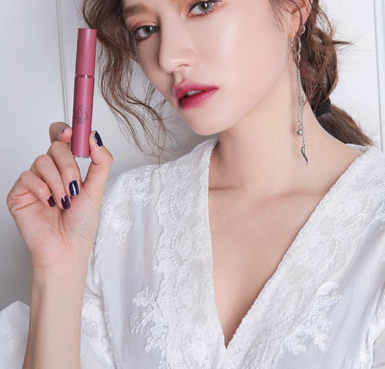 Authentic Hàn Quốc 3CE mới son môi mờ mờ chất lỏng lâu dài son bóng retro tím tím cắm mận - Son bóng / Liquid Rouge 	son bóng merzy bảng màu	