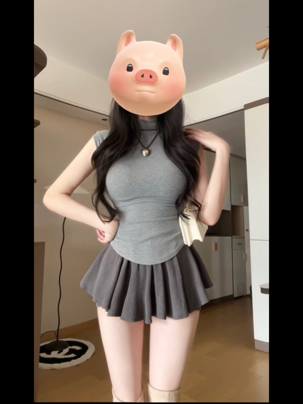 Feng Zhien's Comic-Style Outfit with a High Collar + Ballet Skirt Pants, Slimming and Suitable for All Seasons, Women's Suit